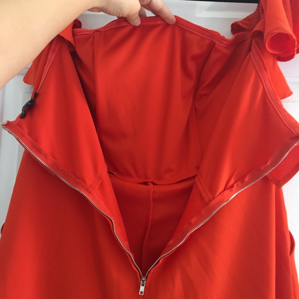 Flounce Romper - Picture 6 of 7